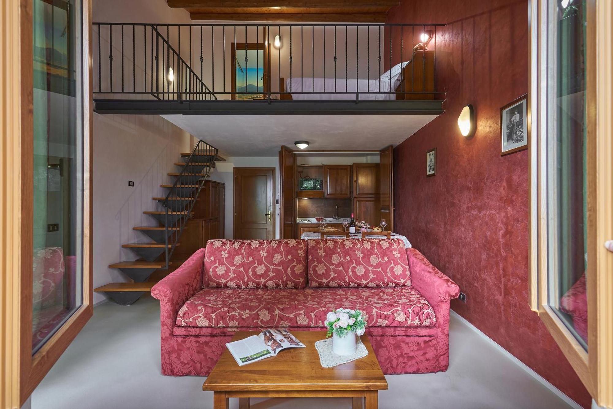 Casanova - Panoramic Rooms And Suites サン・クイーリコ・ドルチャ エクステリア 写真