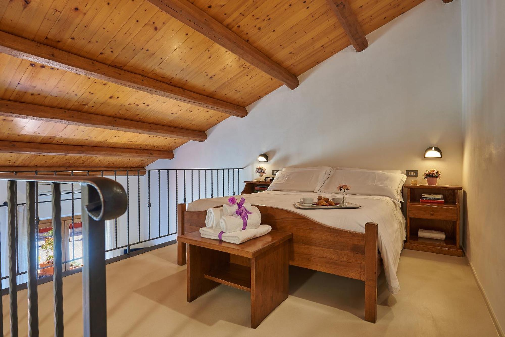 Casanova - Panoramic Rooms And Suites サン・クイーリコ・ドルチャ エクステリア 写真